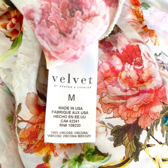 Velvet by Graham & Spenser Medium Dress - Picture 4 of 5